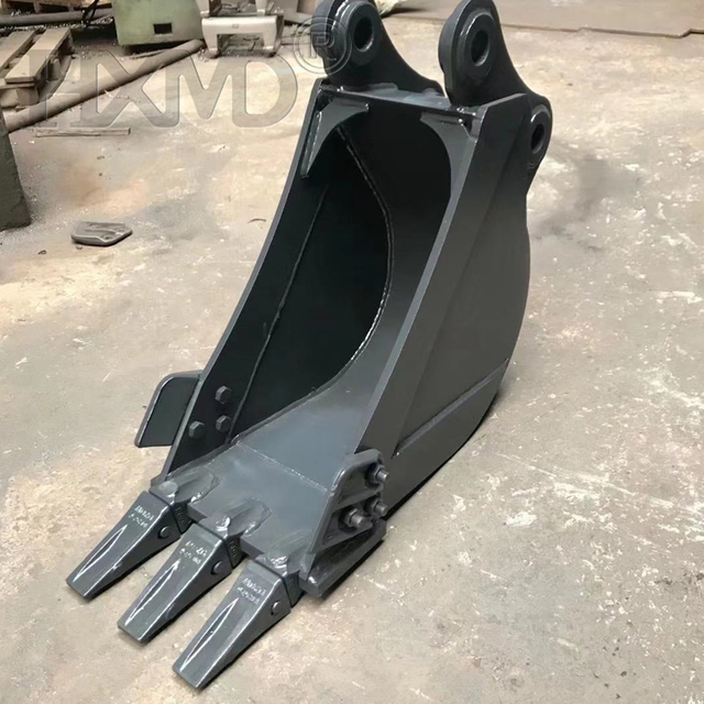 Backhoe Energy Mining Mud Bucket With Double Cutting Edge DH55