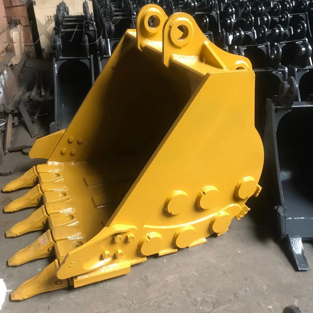 Smooth Rock 72 Inch Excavator Bucket PC120