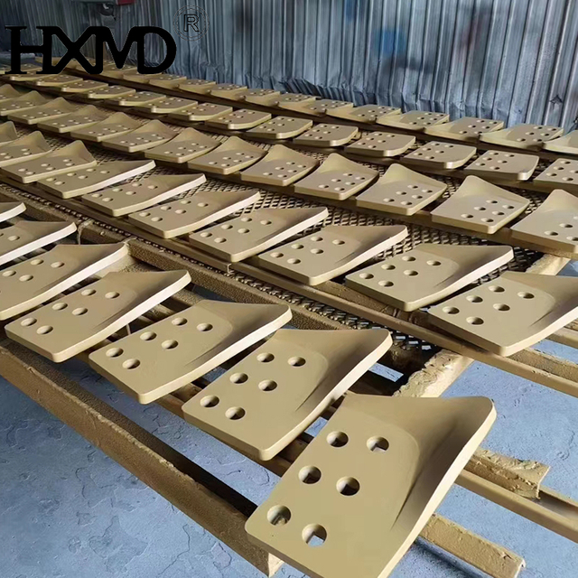 Carbon Steel Serrated Grader Blade For Sub Compact Tractor 7D4508